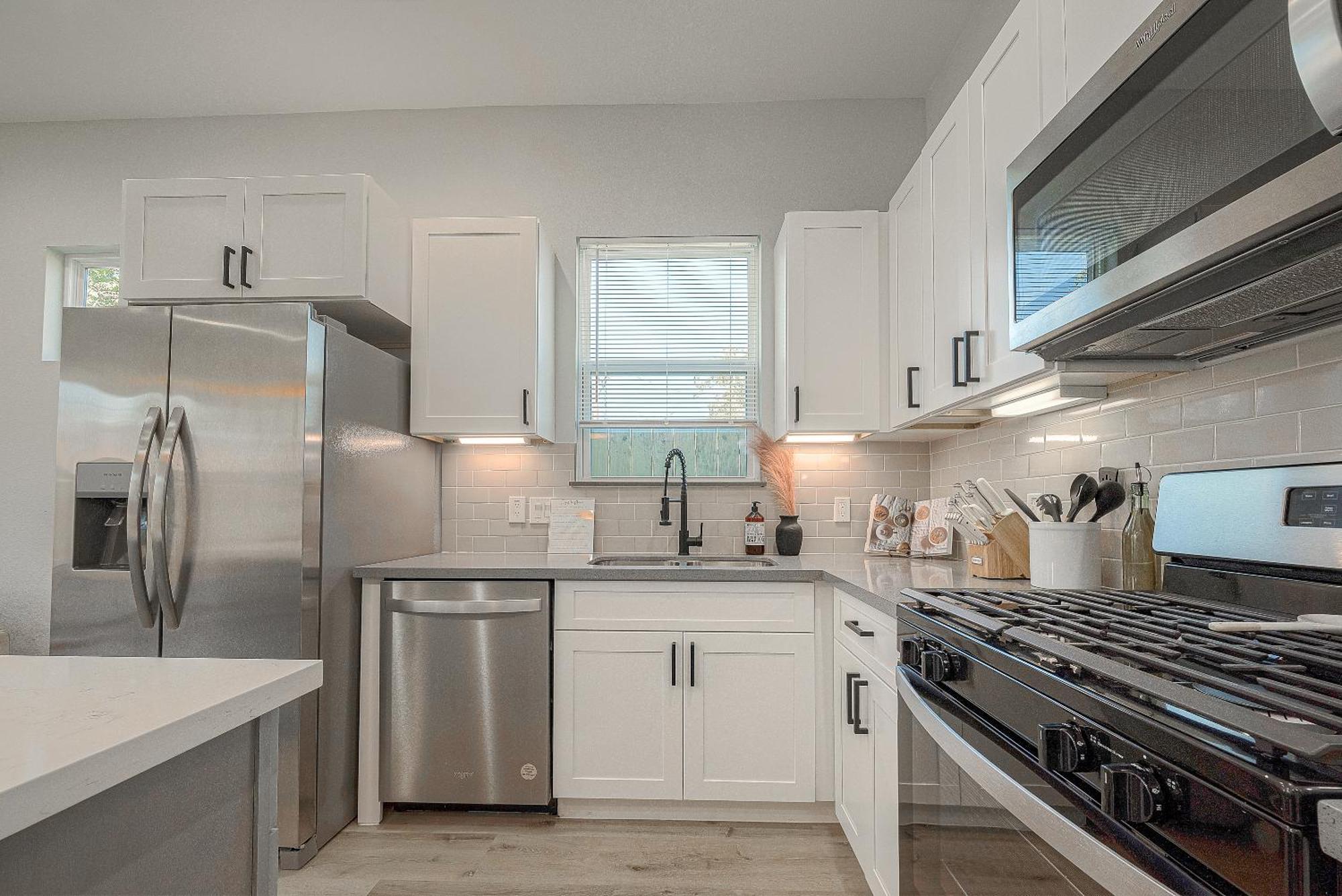 Modern Home Near Downtown With Fast Wifi, Bbq, Games & Ev Equipped! ヒューストン エクステリア 写真